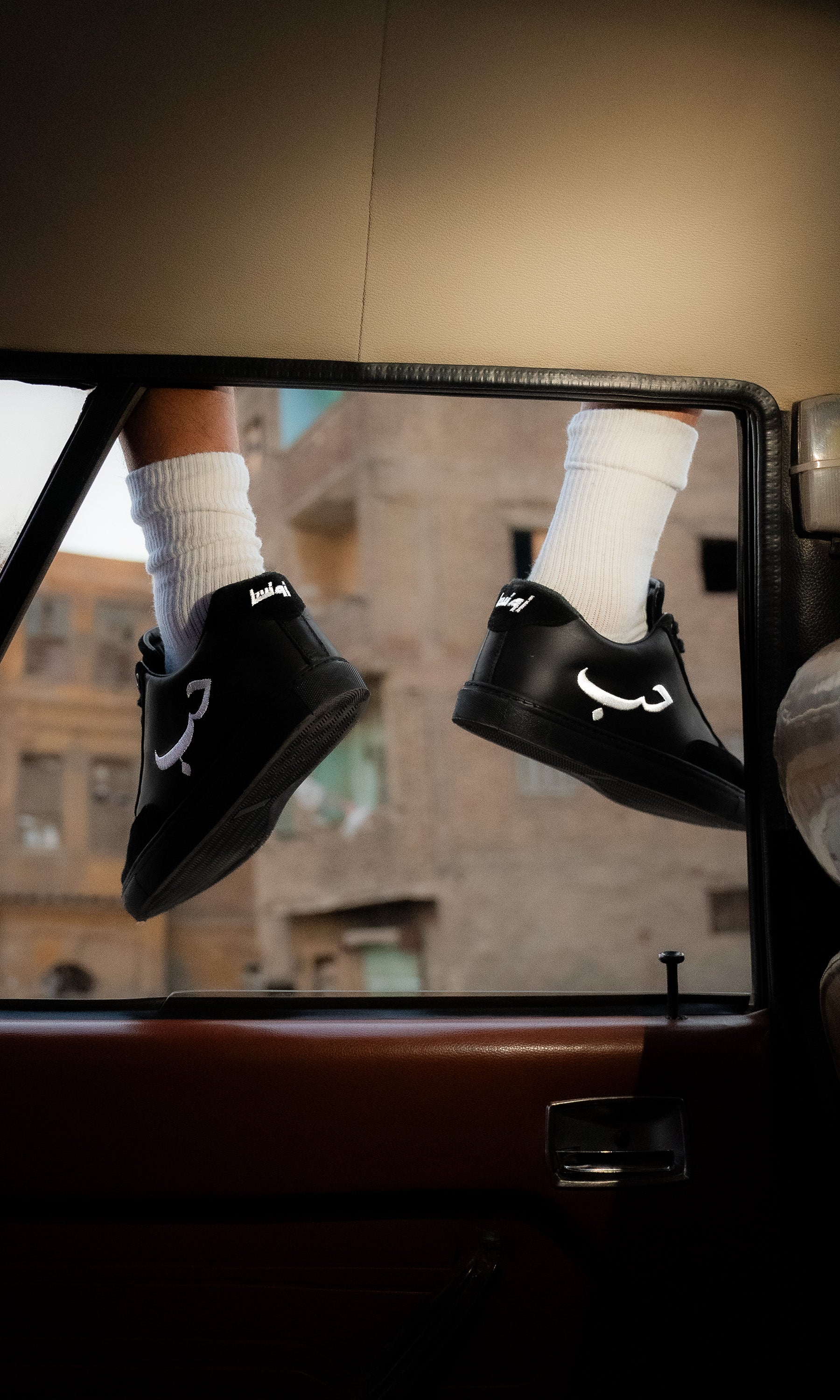 HOB’01 - Low Black